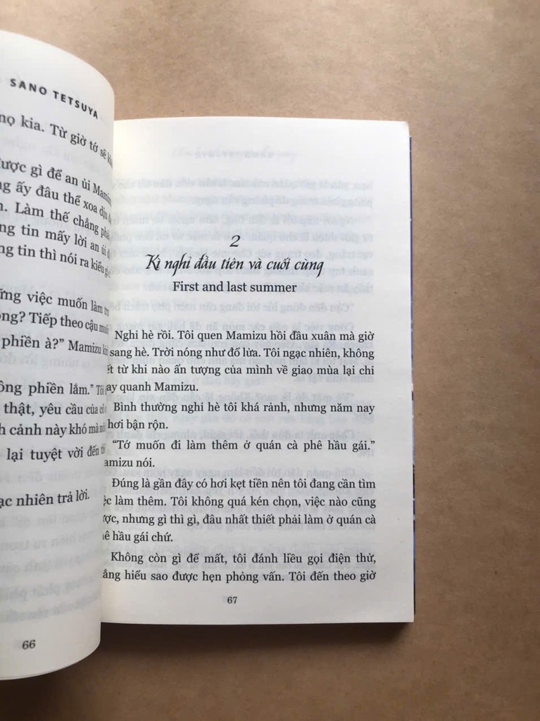 Em Là Ánh Sáng Giữa Đêm Trăng