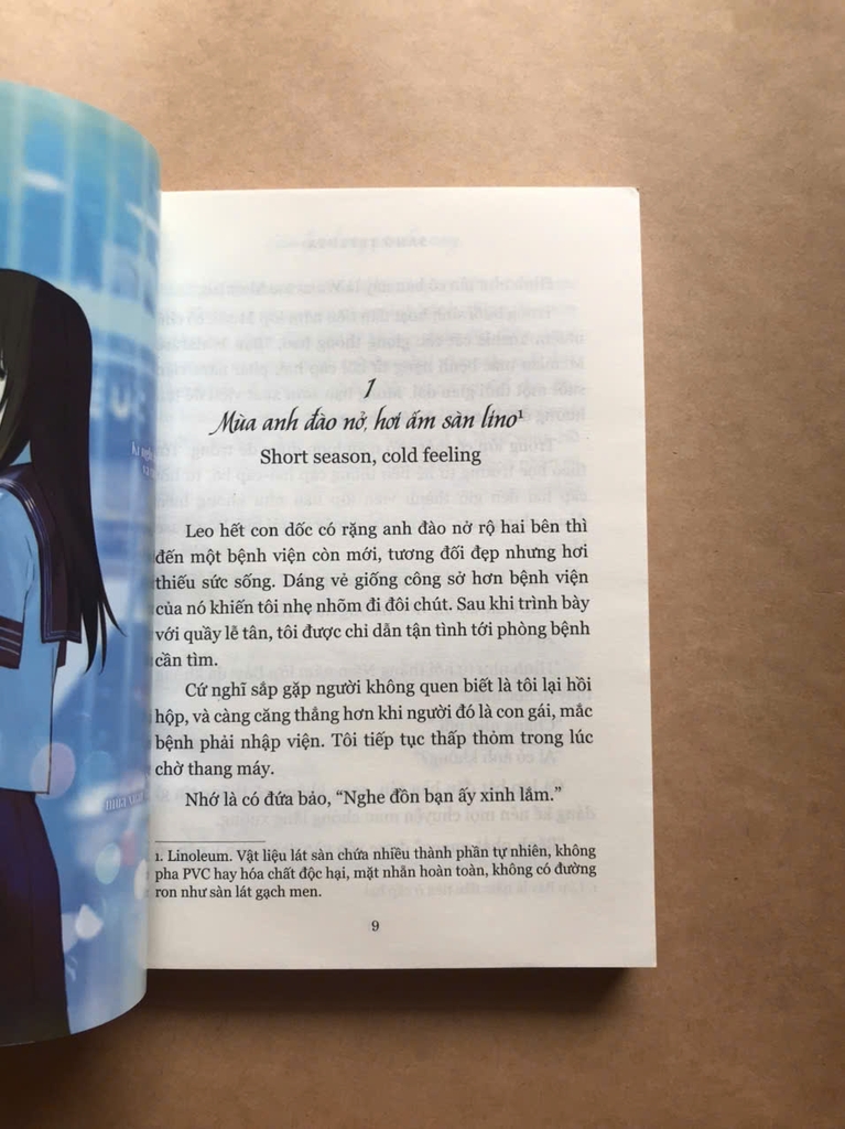 Em Là Ánh Sáng Giữa Đêm Trăng