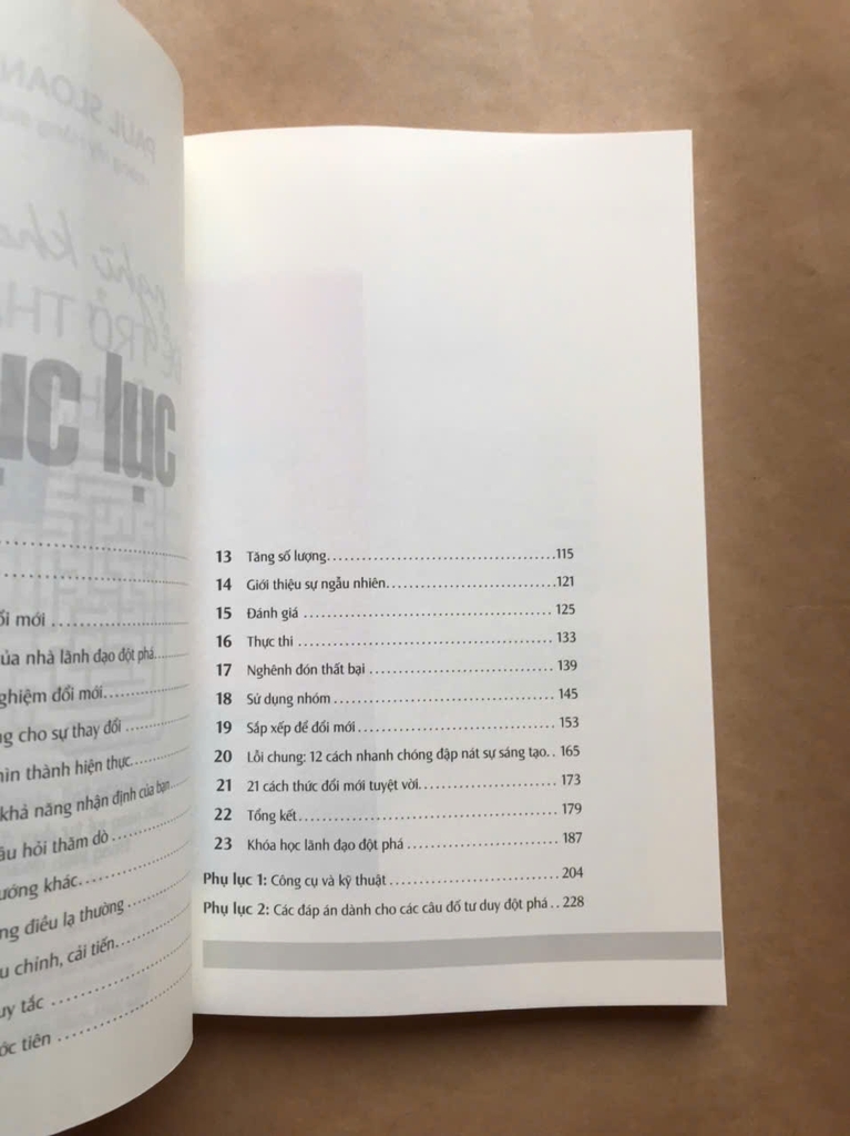 Nghĩ Khác Để Trở Thành Lãnh Đạo Xuất Sắc