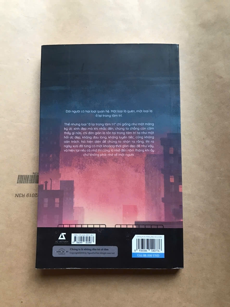 Chúng Ta Là Những Đứa Trẻ Cô Đơn