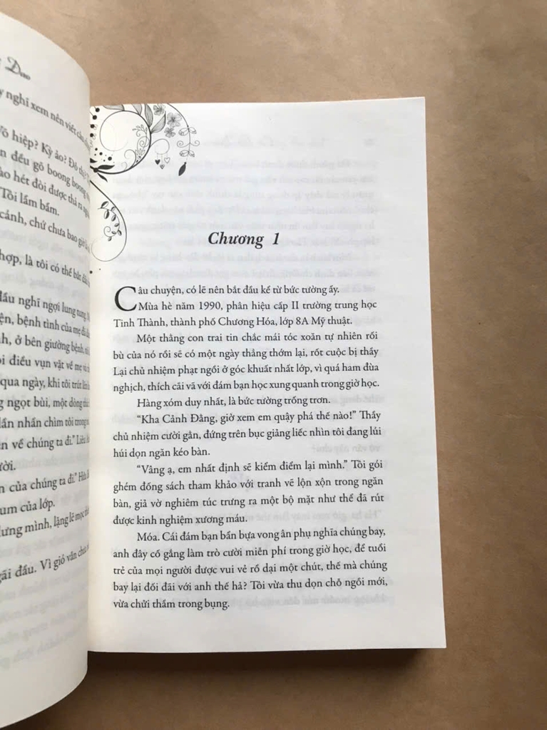 Cô gái năm ấy chúng ta cùng theo đuổi