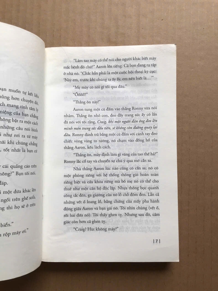 Một Câu Chuyện Chán Đời Buồn Cười