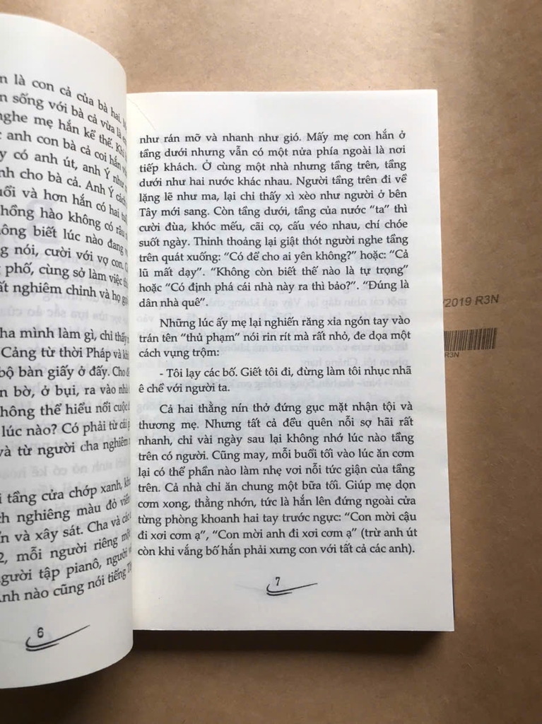 Sóng Ở Đáy Sông