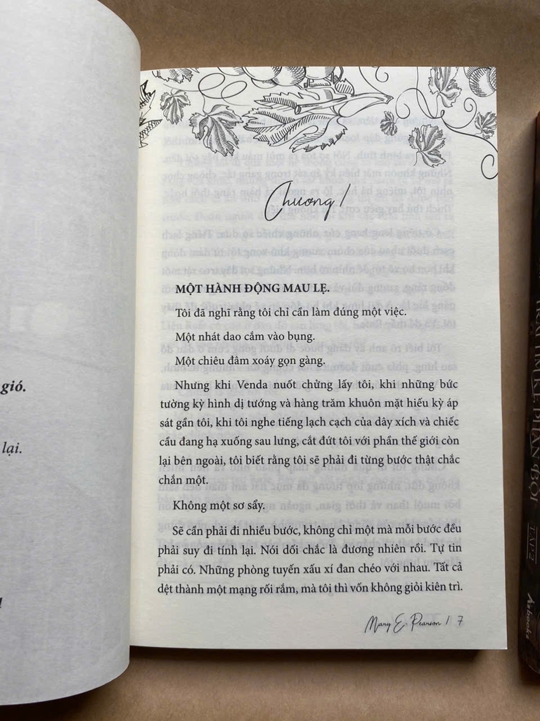 Biên Niên Sử Còn Sót Lại - Phần 2: Trái Tim Kẻ Phản Bội (Bộ 2 Tập)
