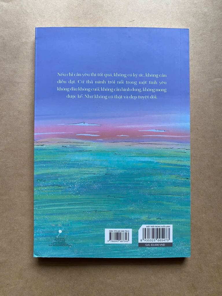 Mặt Trời Trong Suối Lạnh