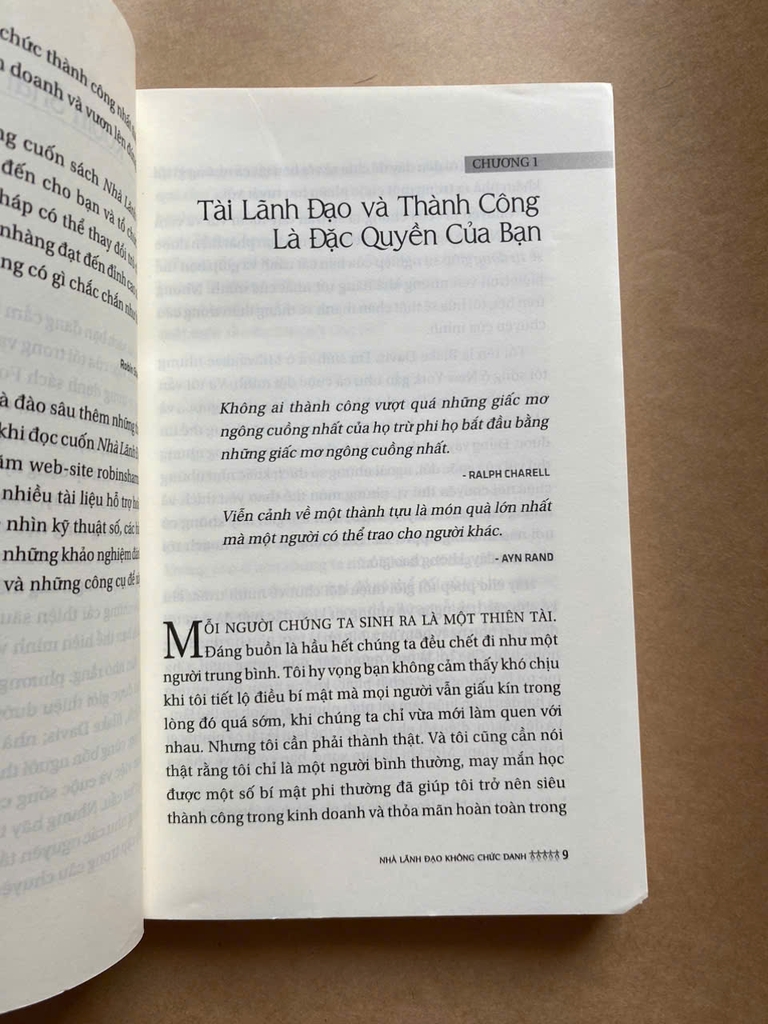 Nhà Lãnh Đạo Không Chức Danh