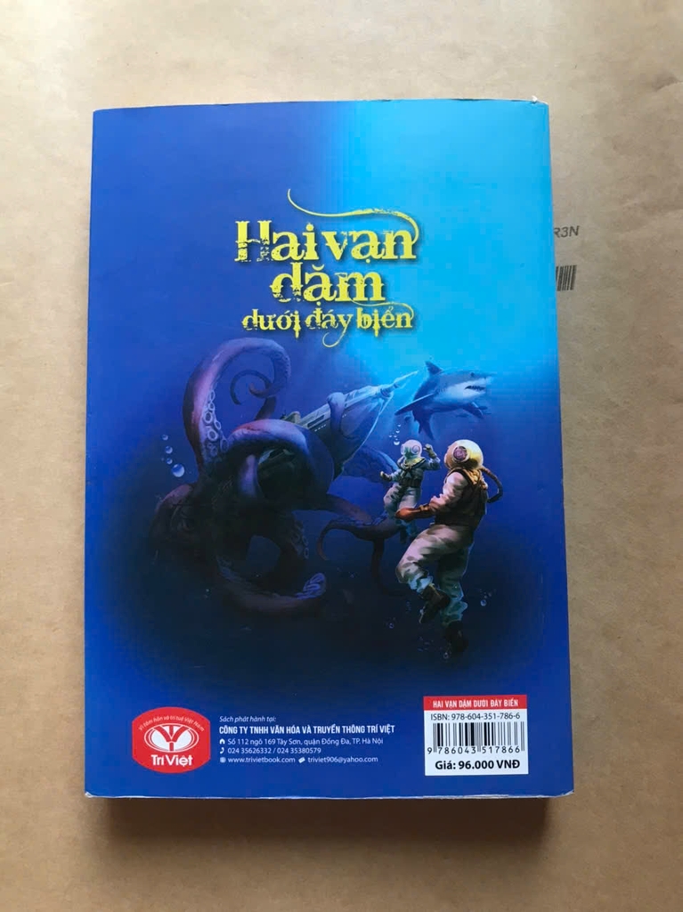 Hai Vạn Dặm Dưới Đáy Biển