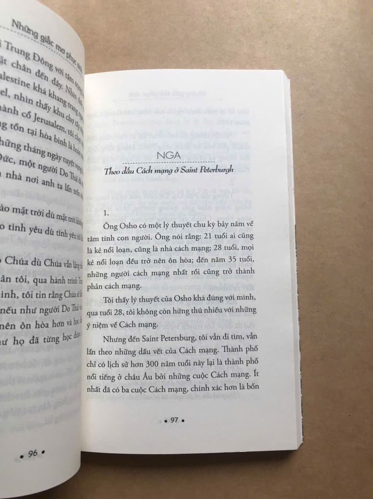 Những Giấc Mơ Phục Sinh