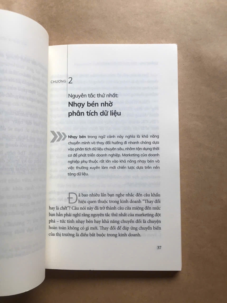 Marketing - Đột Phá Trước Khi Bị Đá