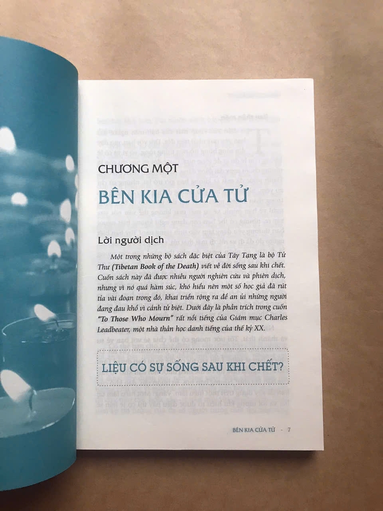 Trở Về Từ Cõi Sáng