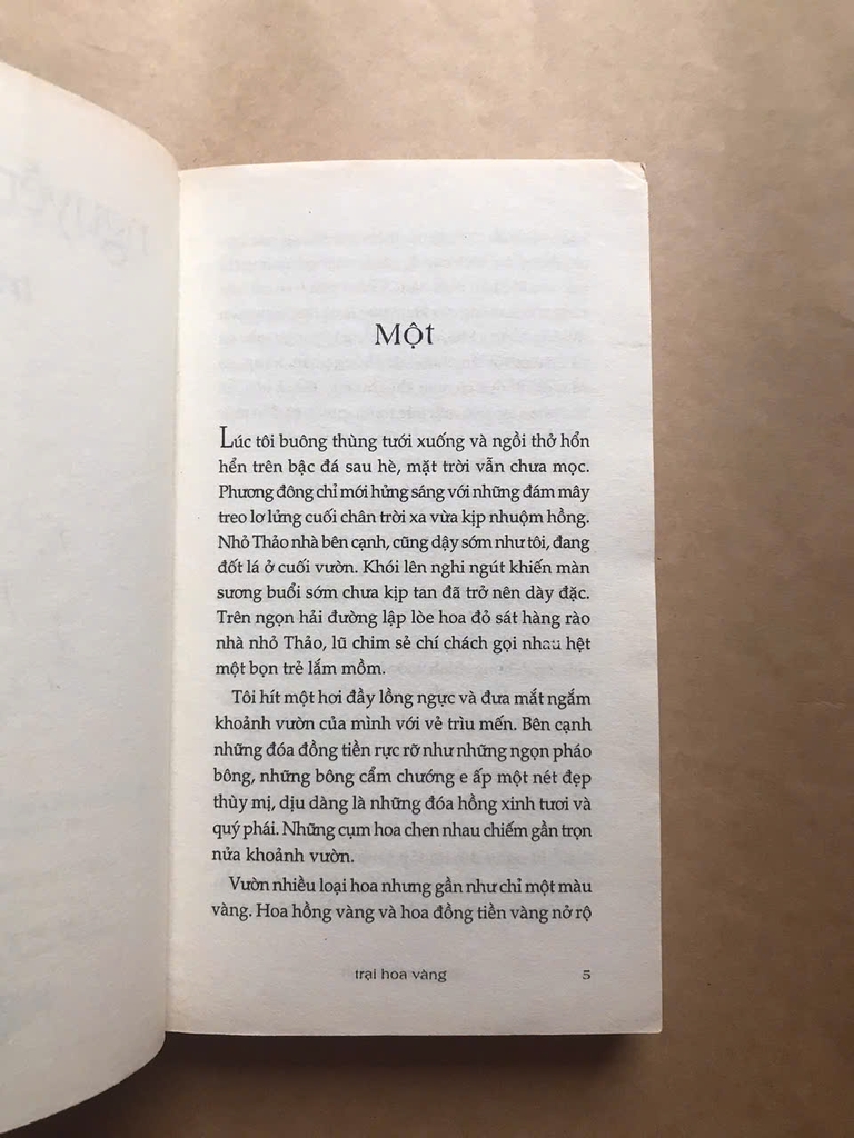 Trại Hoa Vàng