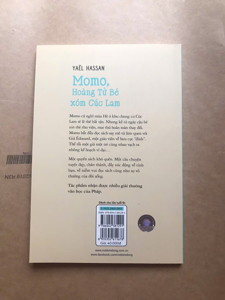 Momo, Hoàng tử bé xóm Cúc Lam
