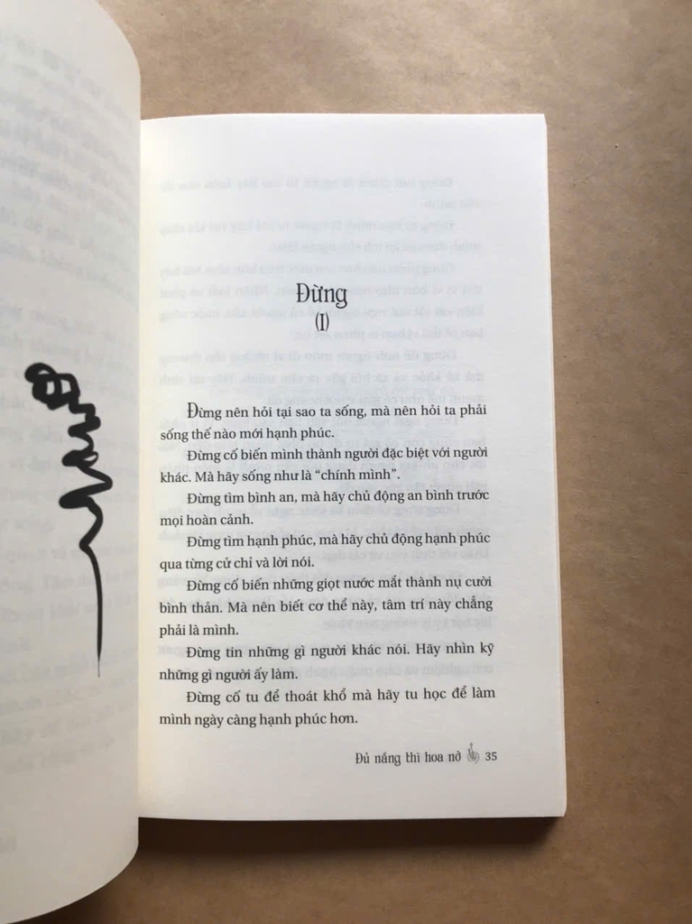 Đủ Nắng Thì Hoa Nở