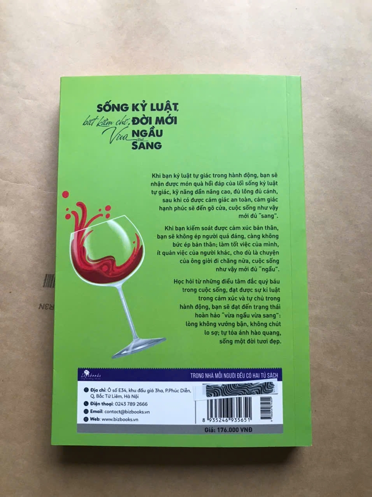 Sống kỷ luật, biết kiềm chế, đời mới vừa ngầu vừa sang