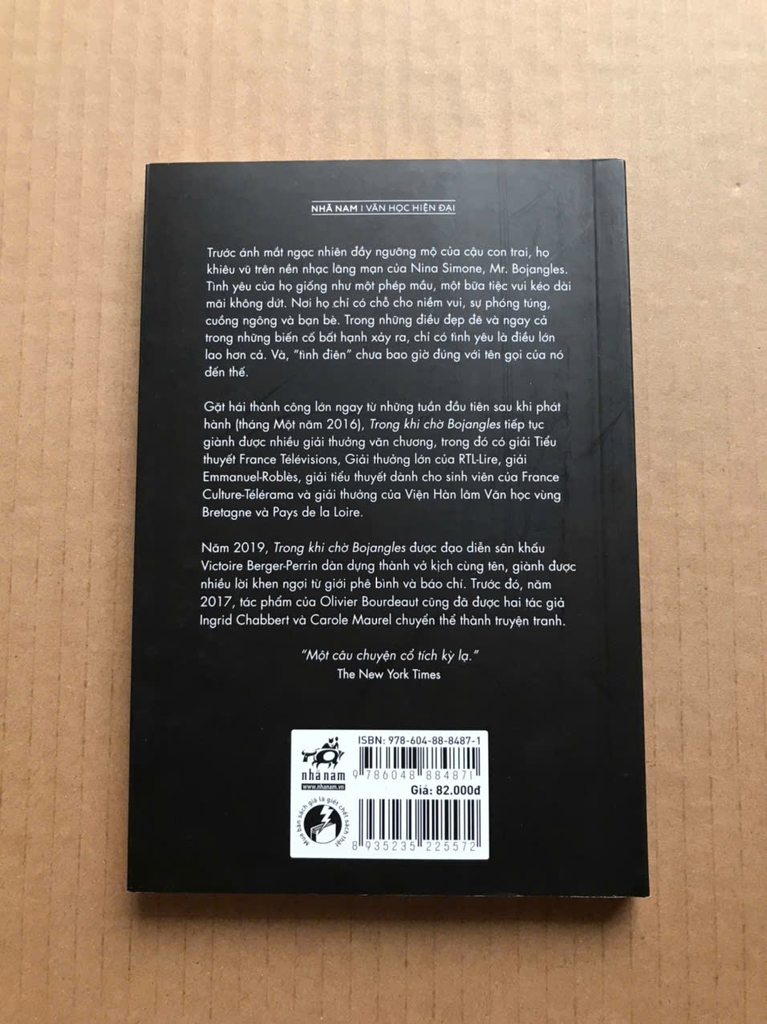 Trong Khi Chờ Bojangles