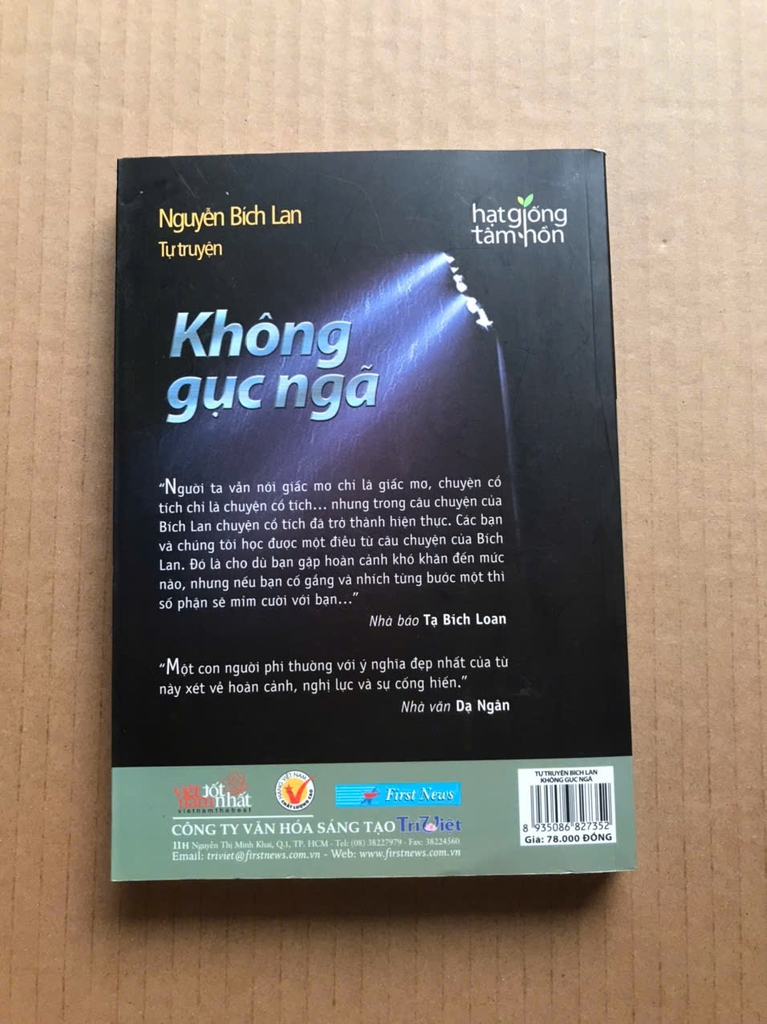 Không Gục Ngã