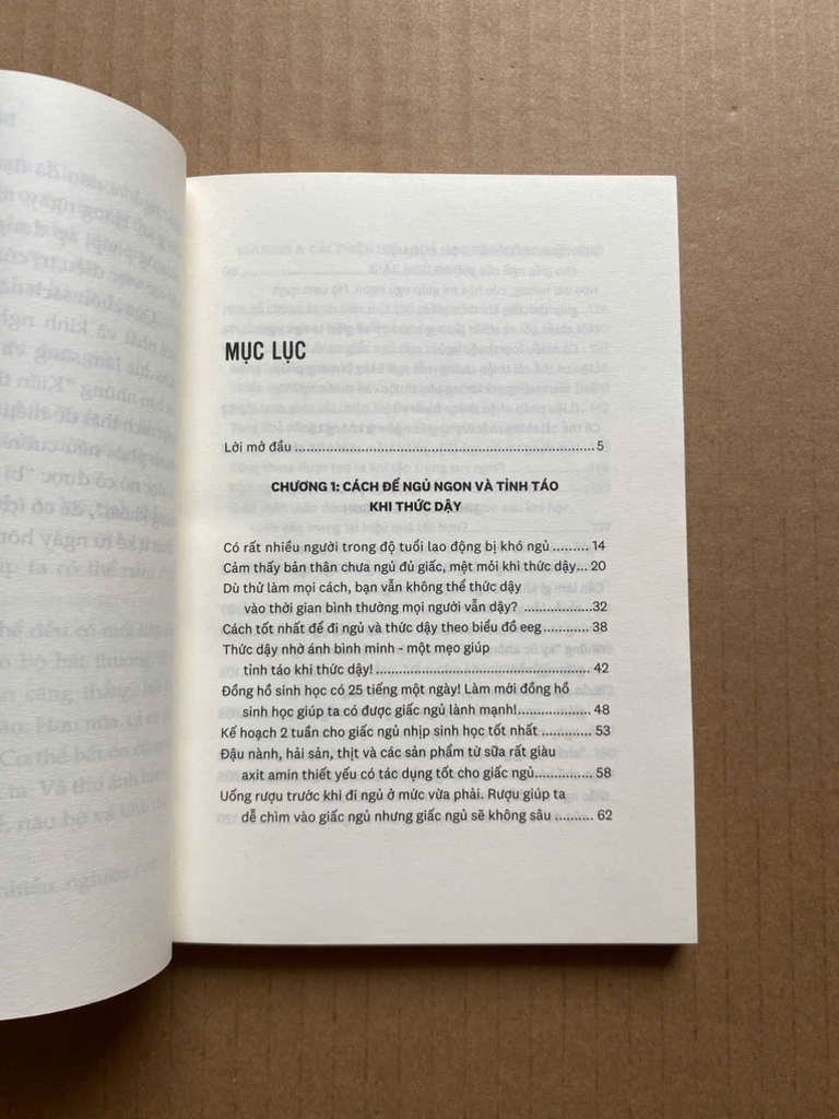 Đêm Ngủ Ngon, Ngày Tỉnh Táo