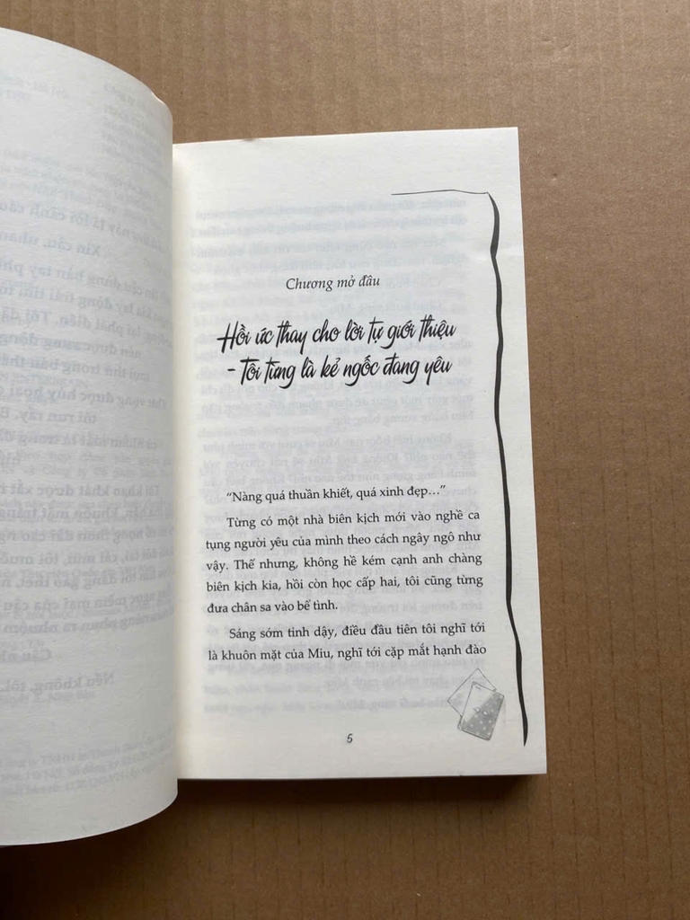 Cô Gái Văn Chương - Tập 3: Cô Gái Văn Chương Và Gã Khờ Bị Trói Buộc