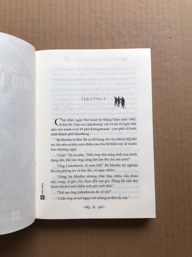 Chuyến Du Hành Vào Lòng Đất