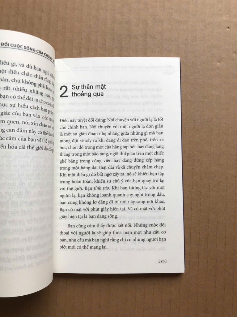 Người Lạ Làm Thay Đổi Cuộc Sống Của Chúng Ta
