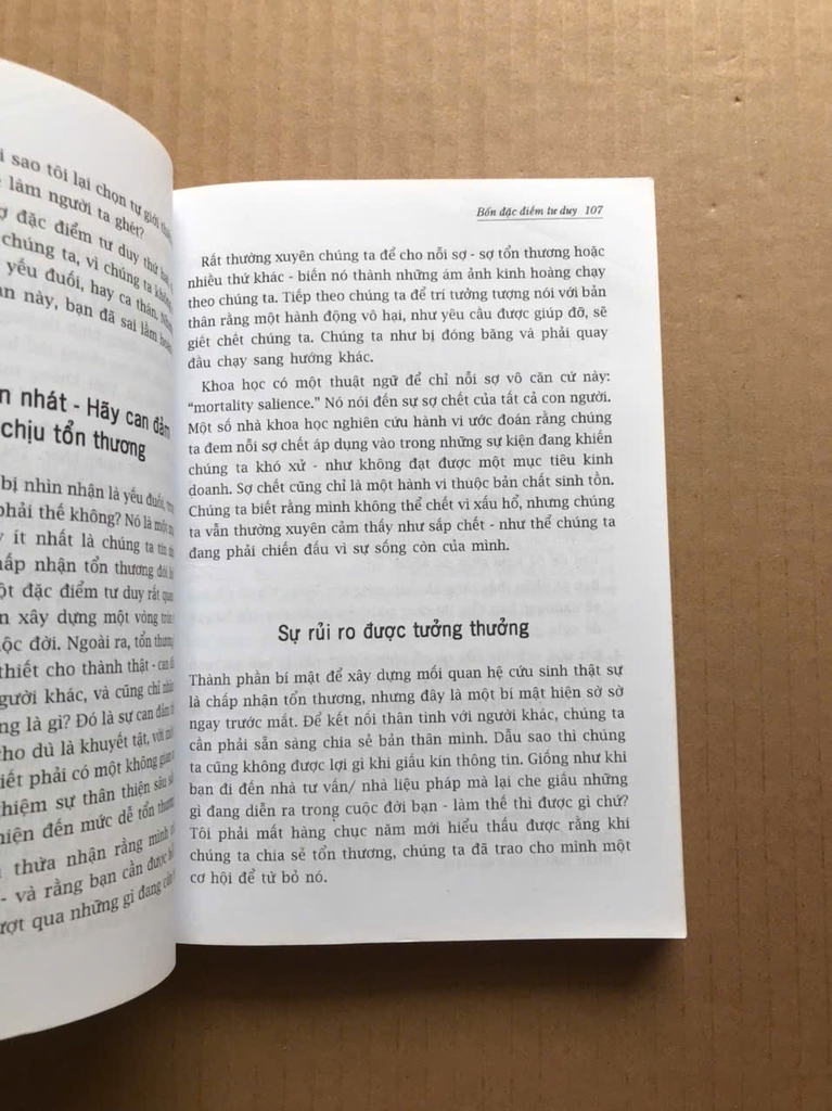 Ai che lưng cho bạn