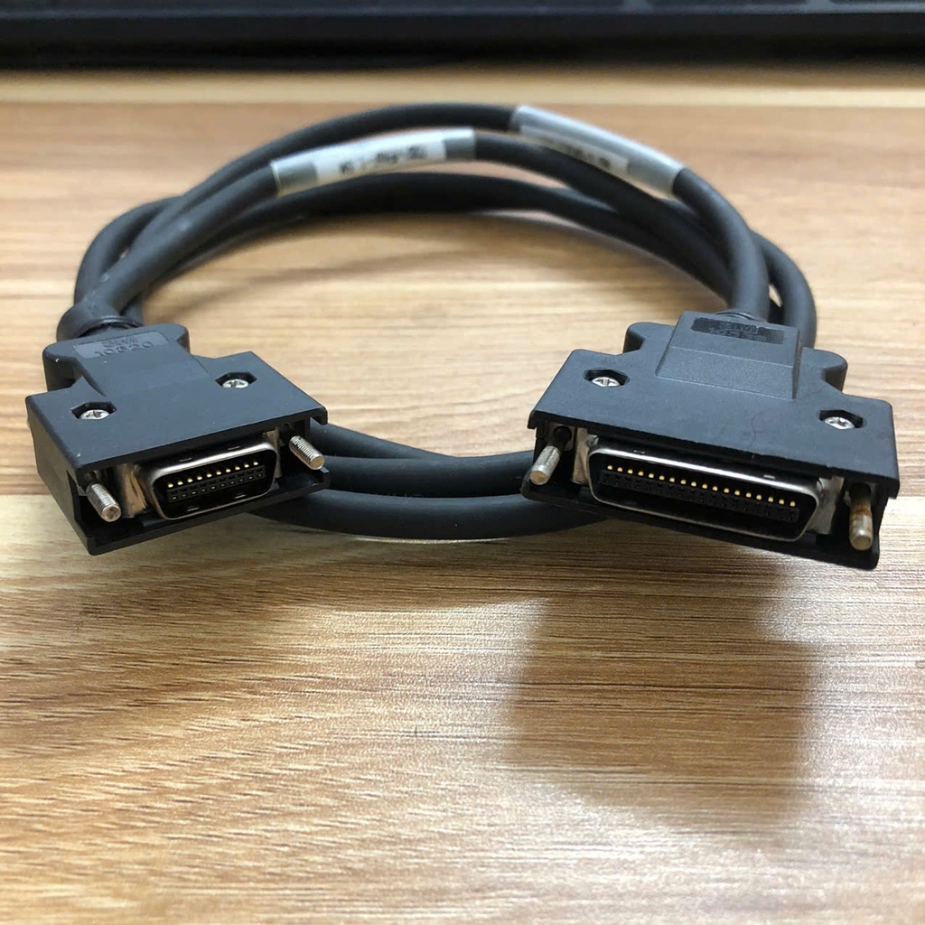 Cáp Điều Khiển TDC-FFA5-1.5M MDR 20 Pin Male To MDR 36 Pin Male Cable ...