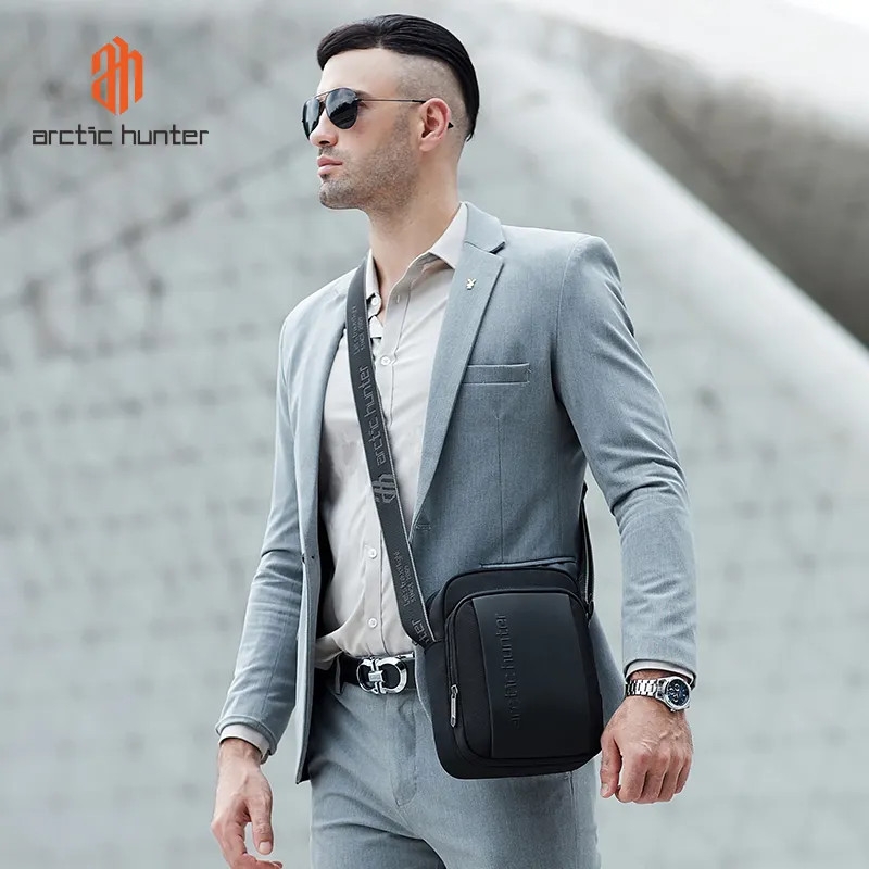 Túi đeo chéo Arctic Hunter Tough Men K00542