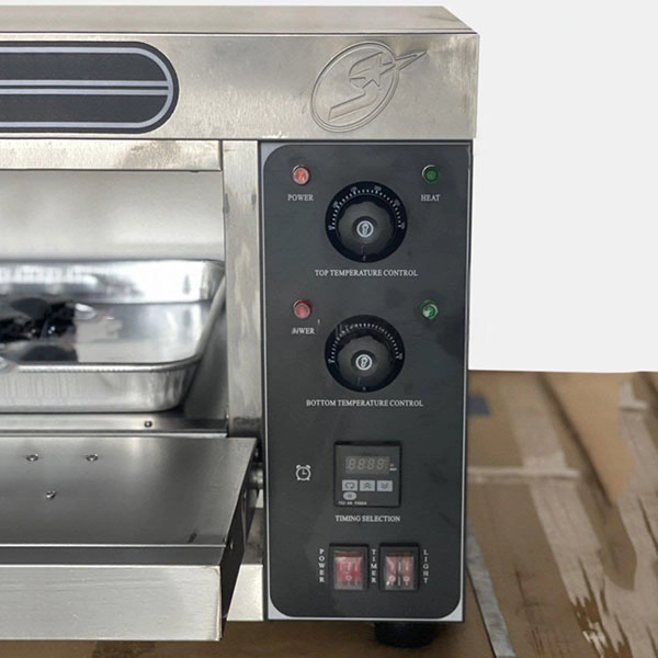 bảng điều khiển của lò Nướng