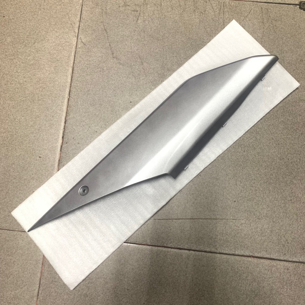 YADA-6112-Nouvo 6-Cốp bạc trái-[Yamaha]