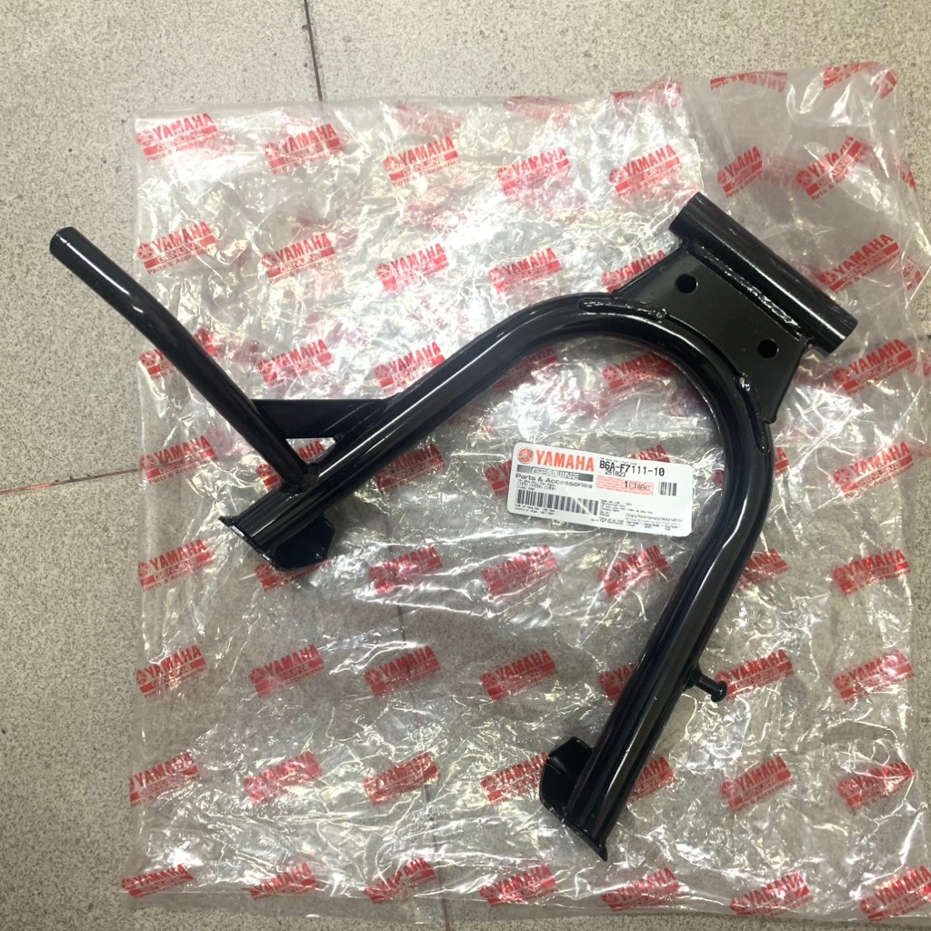[33:ĐẾ CHÂN] YAPT-2058-Chân chống đứng Sirius-[Yamaha]