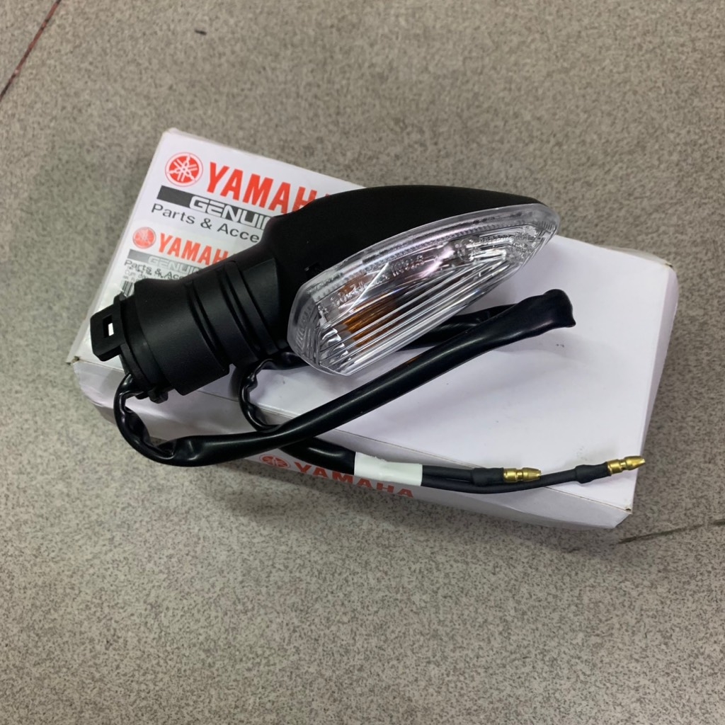 [Chính Hãng Yamaha]YADA-6236-Xi nhan sau Exciter 155(Trái) Phụ tùng phụ kiện xe máy