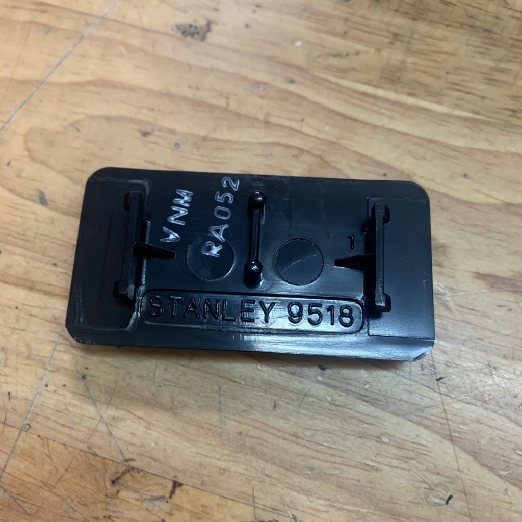YADA-6193-Tấm phản quang dè sau biển số Ex 5số-Nouvo 6 Phụ tùng phụ kiện xe máy-[Yamaha]