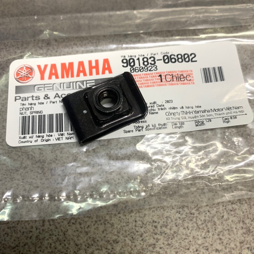 [Chính Hãng Yamaha]YAOV-098-Pát kẹp ốc 6ly bắt pô e lọc gió Exciter Phụ tùng phụ kiện xe máy