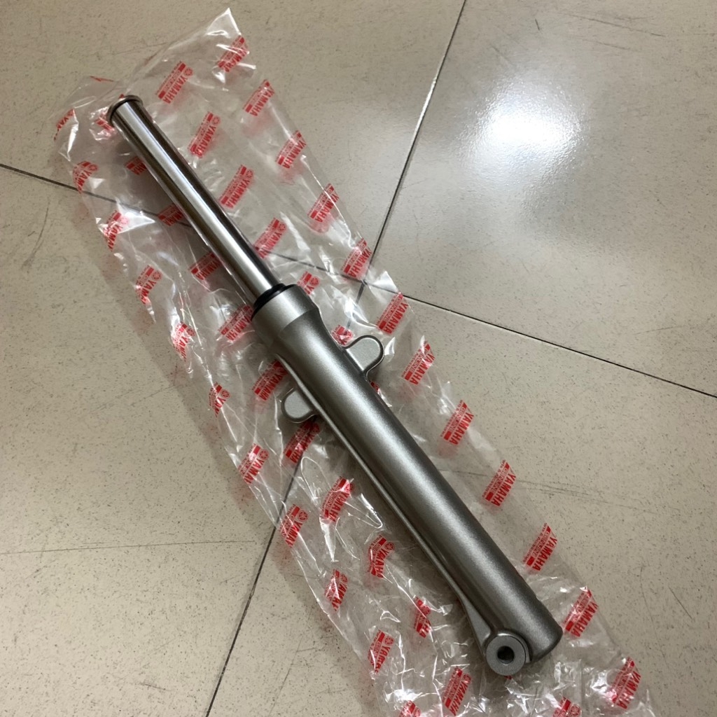 YADA-6070-Phuộc trước Xám-EX10 Côn tự động+Côn tay(06-10)Trái-[Yamaha]