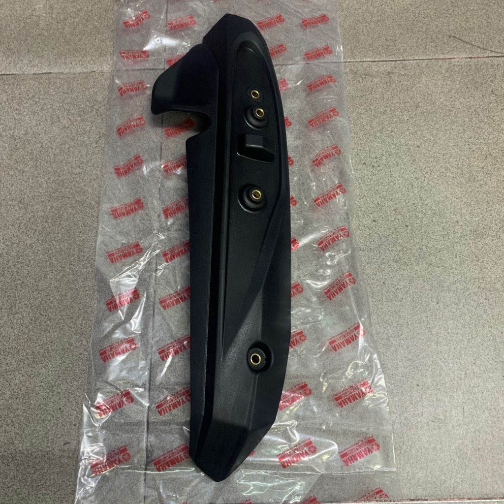 YADA-6196-Ốp pô Luvias-Đen nhám Phụ tùng phụ kiện xe máy CPCH-[Yamaha]