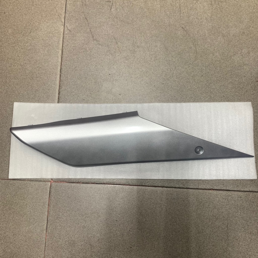 YADA-6112-Nouvo 6-Cốp bạc trái-[Yamaha]