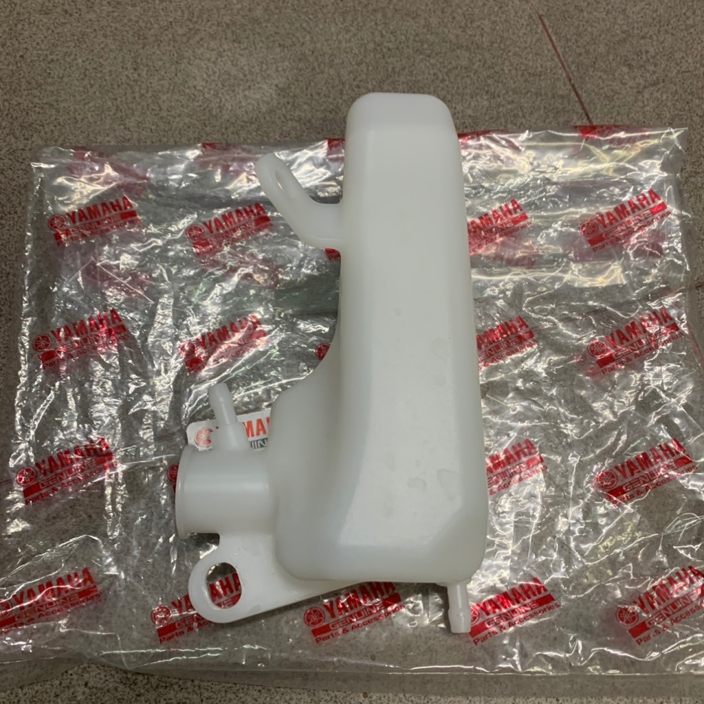 YAPT-2138-Bình nước phụ Luvias Phụ tùng phụ kiện xe máy-[Yamaha]
