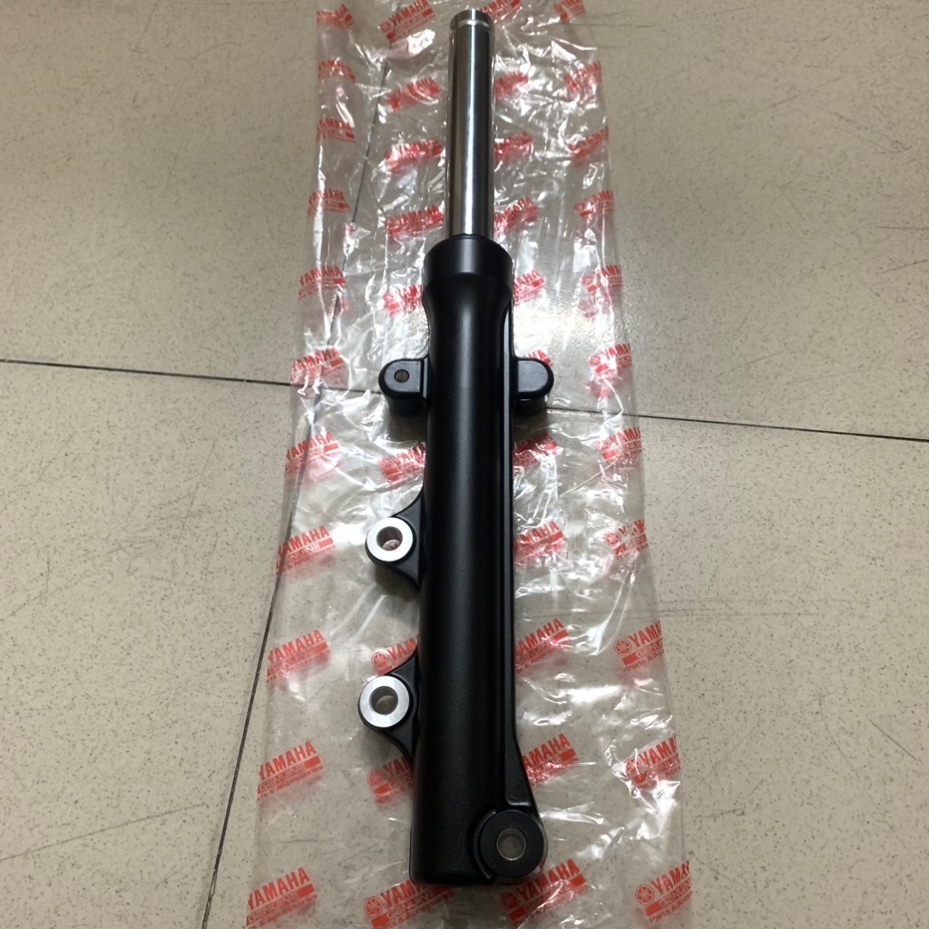 YADA-6063-Phuộc trước Đen-EX150(15-18) Phải-[Yamaha]