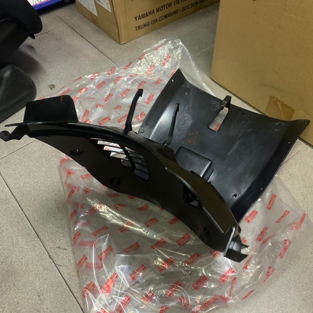 [NVX155_V1][18:CHẮN BÙN] YADA-6408 Chắn bùn trong Nvx155_V1(Nhám) (6) [Yamaha]