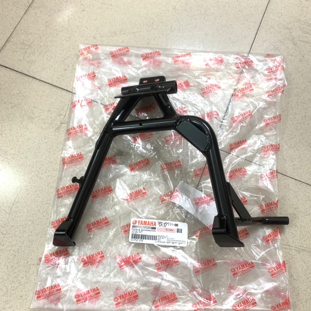 [SIR][33:ĐẾ CHÂN] YAPT-2056-Sirius Fi(14-20) Chống đứng (1) [Yamaha]