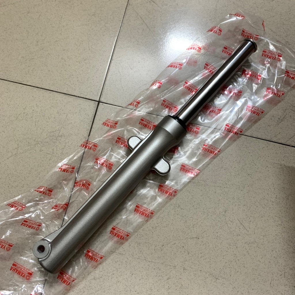 YADA-6070-Phuộc trước Xám-EX10 Côn tự động+Côn tay(06-10)Trái-[Yamaha]