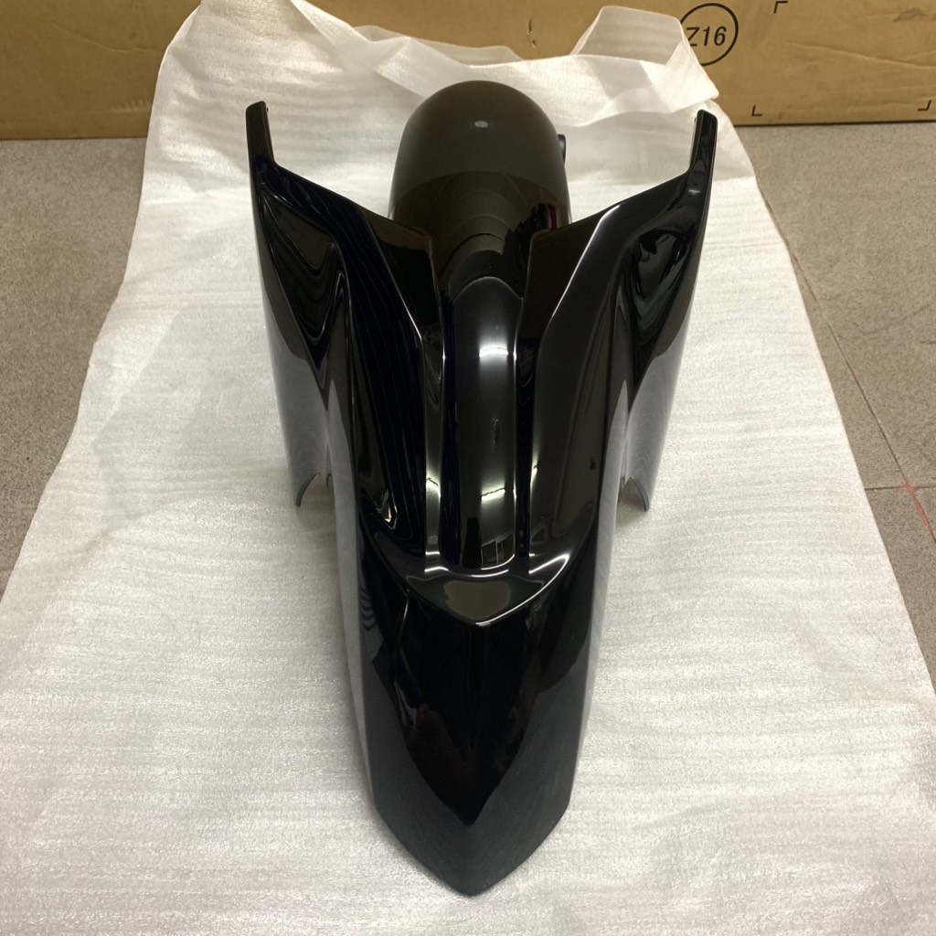 YADA-EX135(11-14)-Đen bóng-1 Chắn bùn trước-[Yamaha]