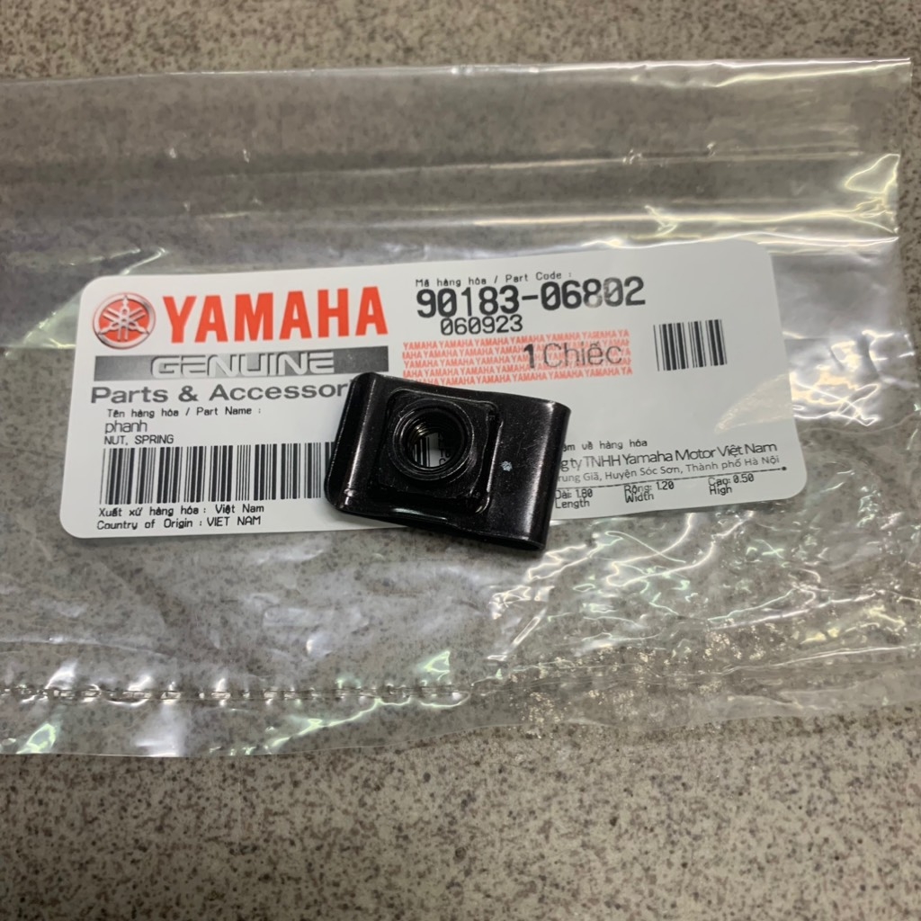 [Chính Hãng Yamaha]YAOV-098-Pát kẹp ốc 6ly bắt pô e lọc gió Exciter Phụ tùng phụ kiện xe máy