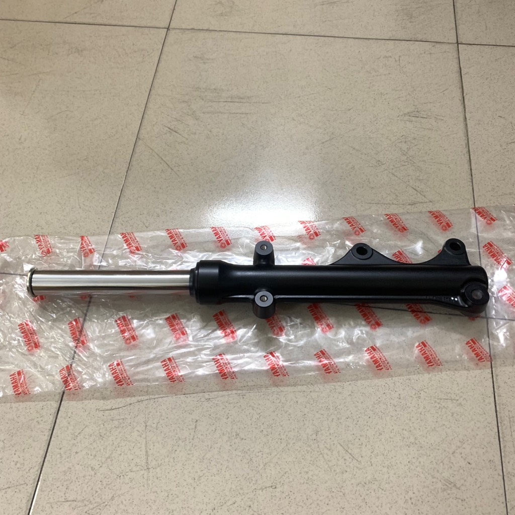 YADA-6069-Phuộc trước Đen-EX135(11-14) Phải-[Yamaha]