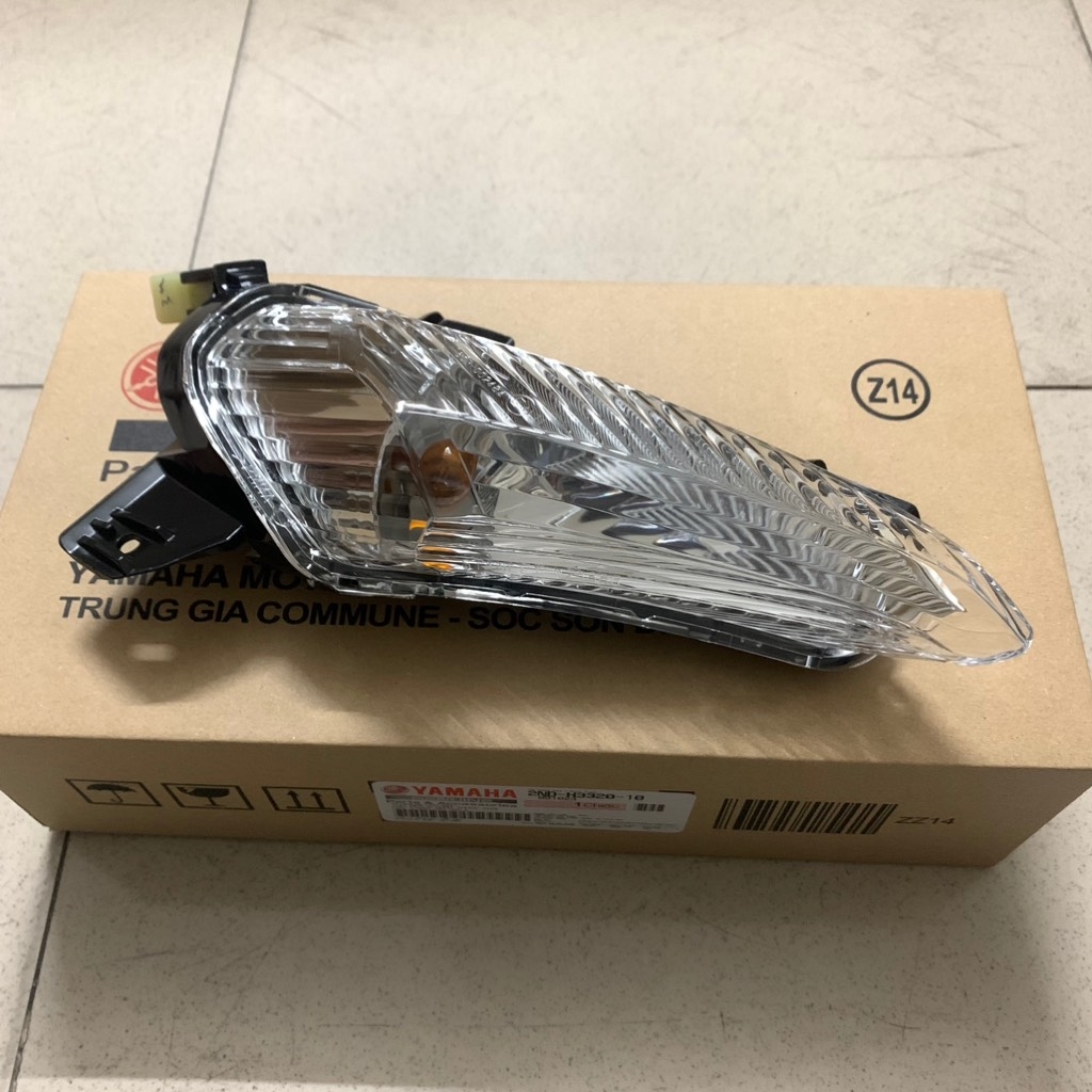 [EX15][40:ĐÈN XI NHAN]YADA-6050-Nguyên cụm Xi nhan trước Phải-EX150(15-18) (1)-[Yamaha]