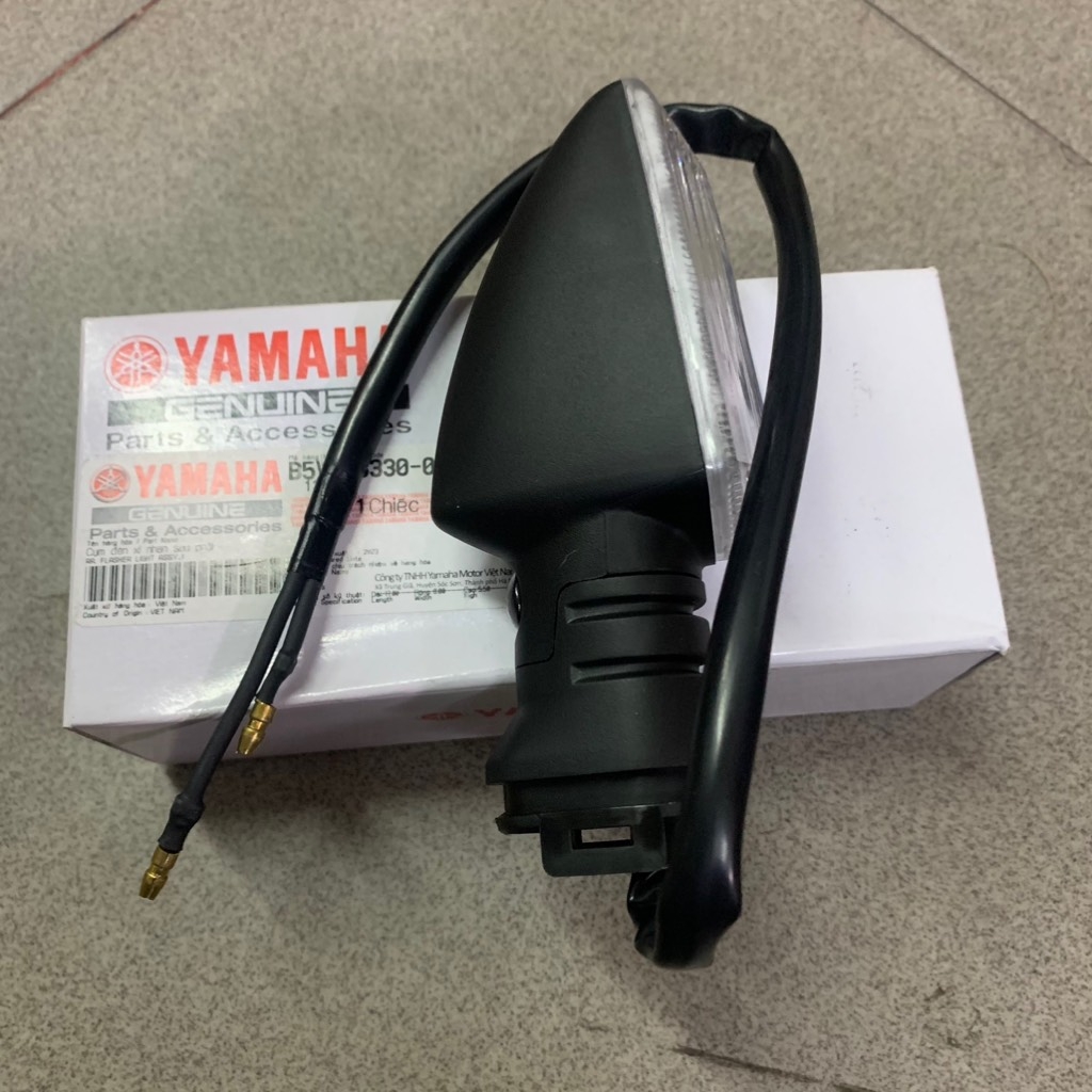 [Chính Hãng Yamaha]YADA-6235-Xi nhan sau Exciter 155(Phải) Phụ tùng phụ kiện xe máy
