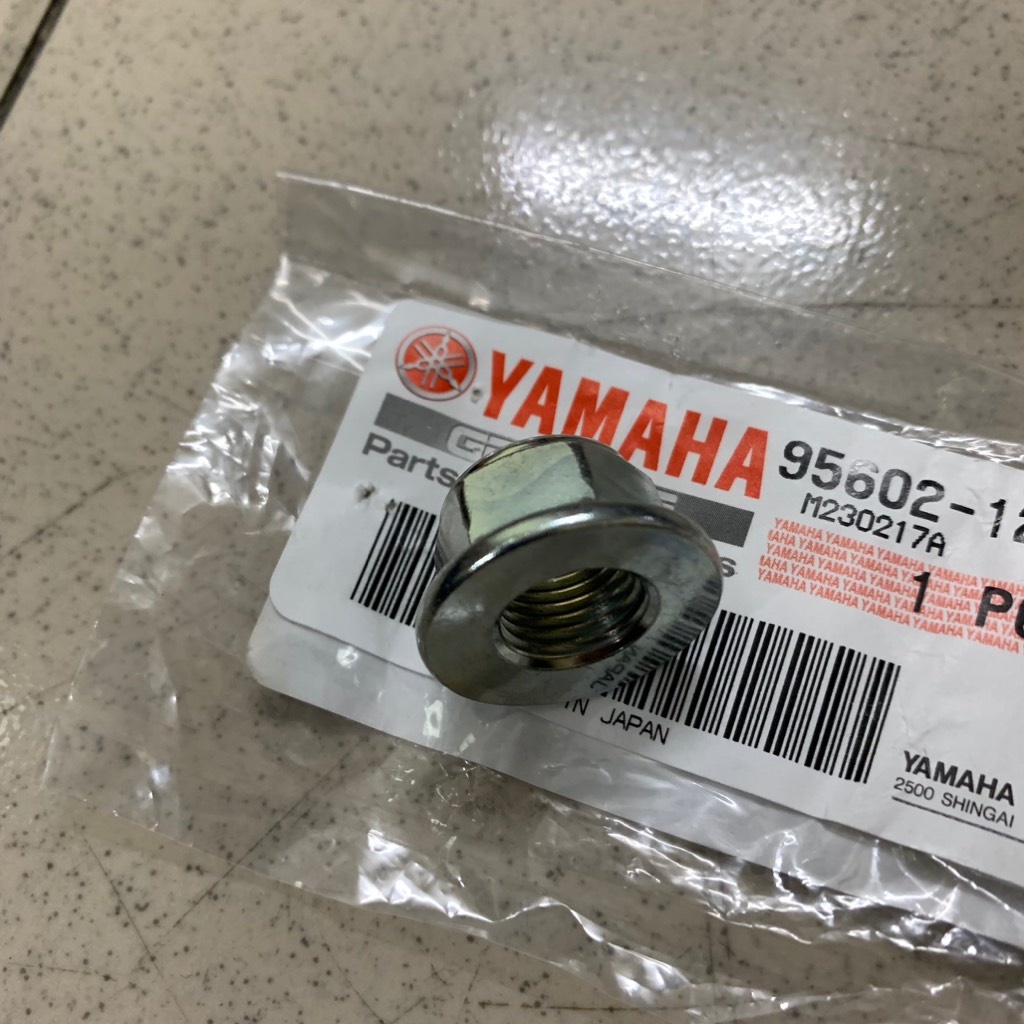 [SIR][22:CÀNG SAU] YAOV-047 Ốc cốt bánh sau-EXCITER 135(2006-2014), SIRIUS-FI(14-20) (7) [Yamaha]