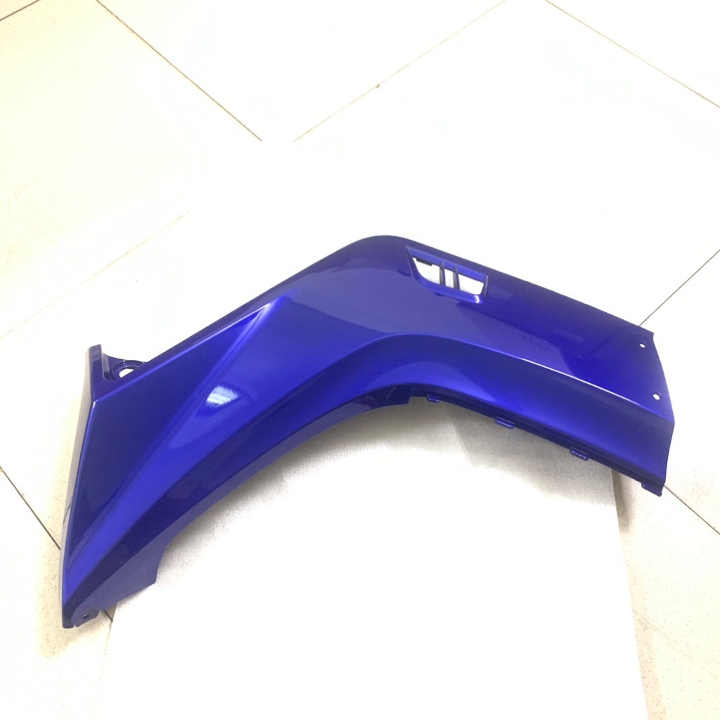 YADA-EX10(06-10)-XANH DƯƠNG-5 Cánh yếm-PHẢI-[Yamaha]
