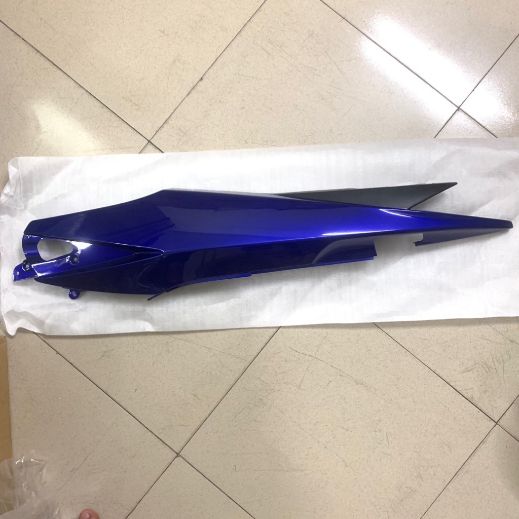 YADA-EX10(06-10)-XANH DƯƠNG-7 Ốp sườn-PHẢI-[Yamaha]