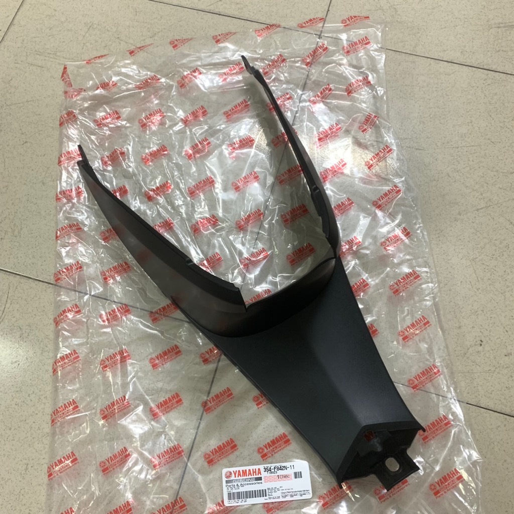[SIRC][21:ỐP SƯỜN] YADA-6304 NHÁM-4 ỐP NỐI SƯỜN SIRIUS RC-T110LE (21)-[Yamaha]